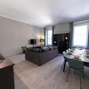 https://the-best-rent-apartment-close-to-termini-station.it-romehotels.com